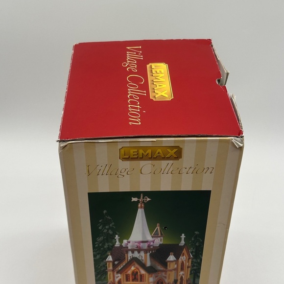 New Lemax Caddington Village Lighted Building St. Michael's Church Retired 55229 - Picture 5 of 6